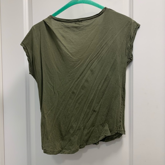 3 Aritzia t-shirts (Sunday Best & Talula) - Picture 6 of 6